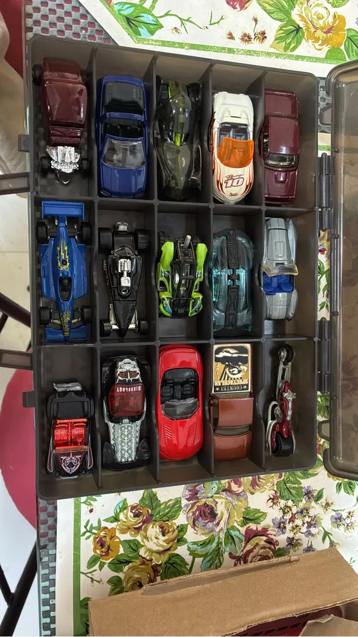Carrinhos hot Wheels  - Foto 2