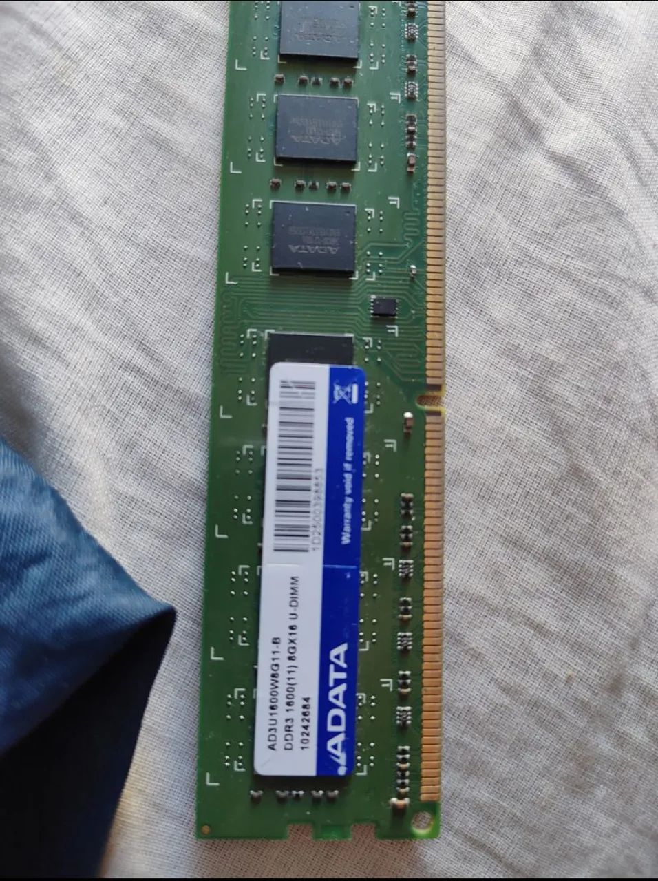 MEMÓRIA RAM DDR3 8GB 1600HZ DESKTOP ADATA FUNCIONANDO PERFEITAMENTE 