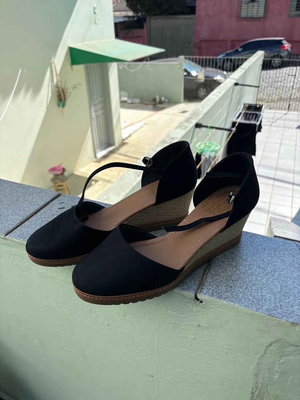 Sapato bebece tamanho 39 - Foto 2