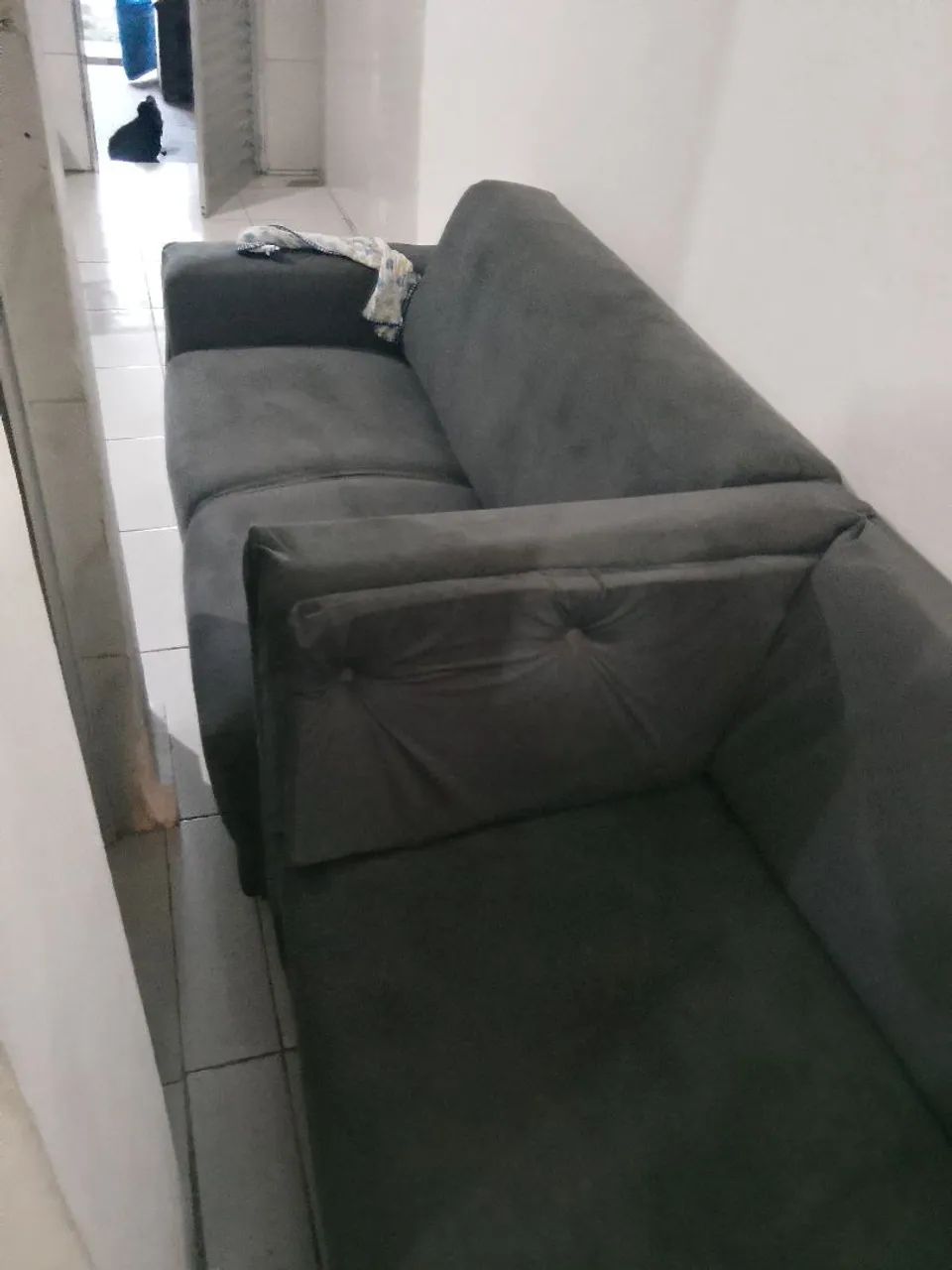 Sofá , semi-novo 