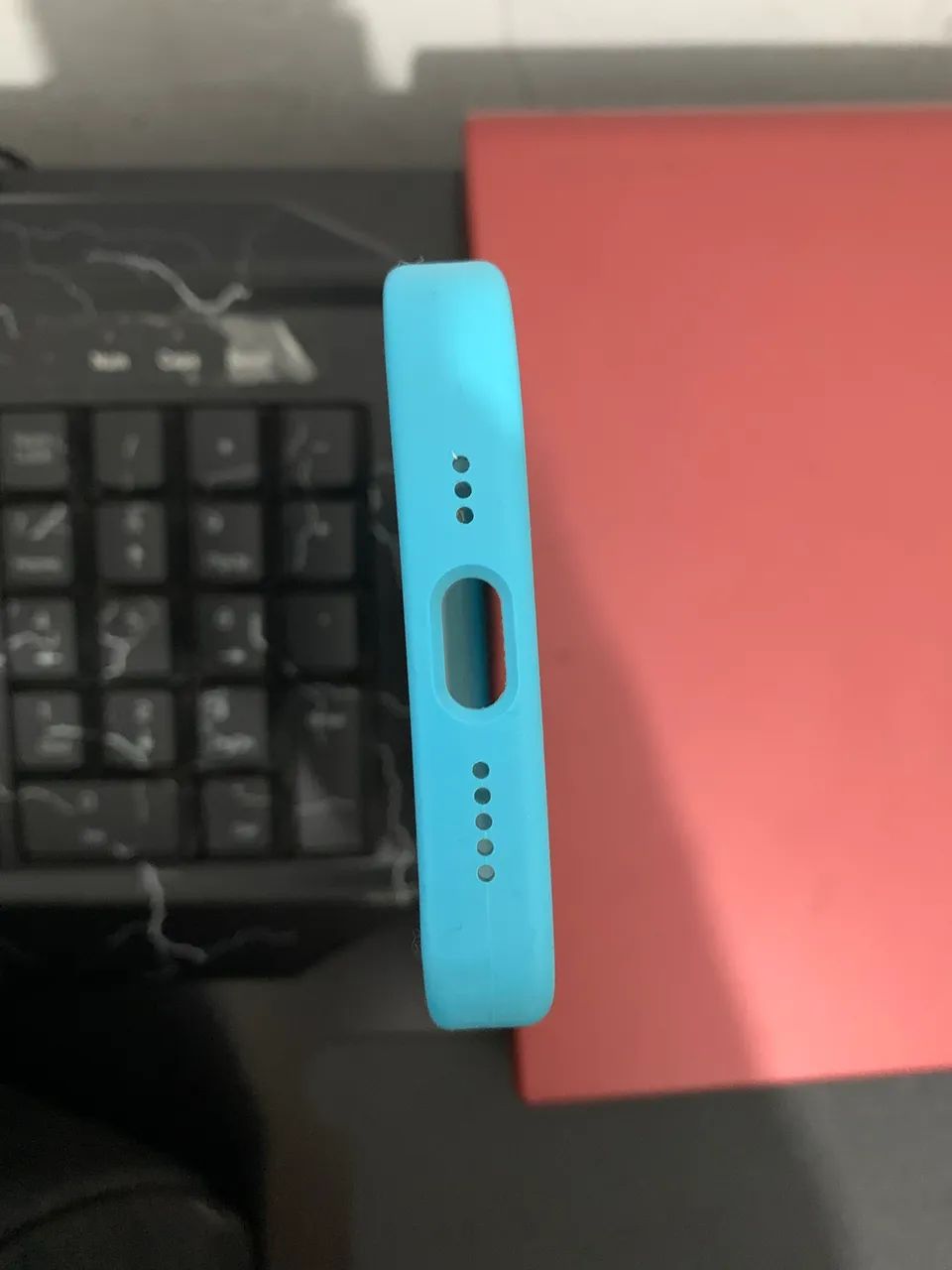 Capa de iPhone 14 azul bebê  - Foto 3