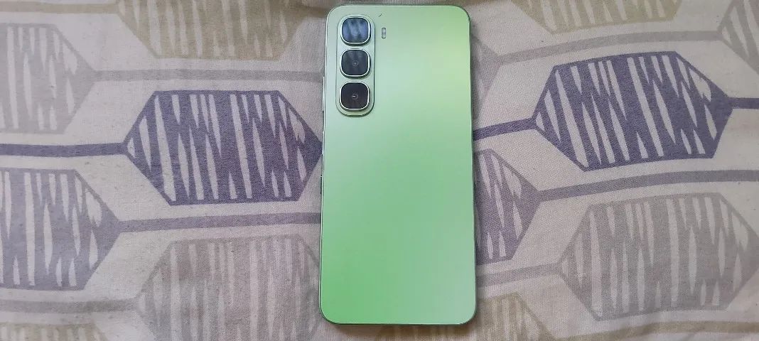 Celular infinix 60 