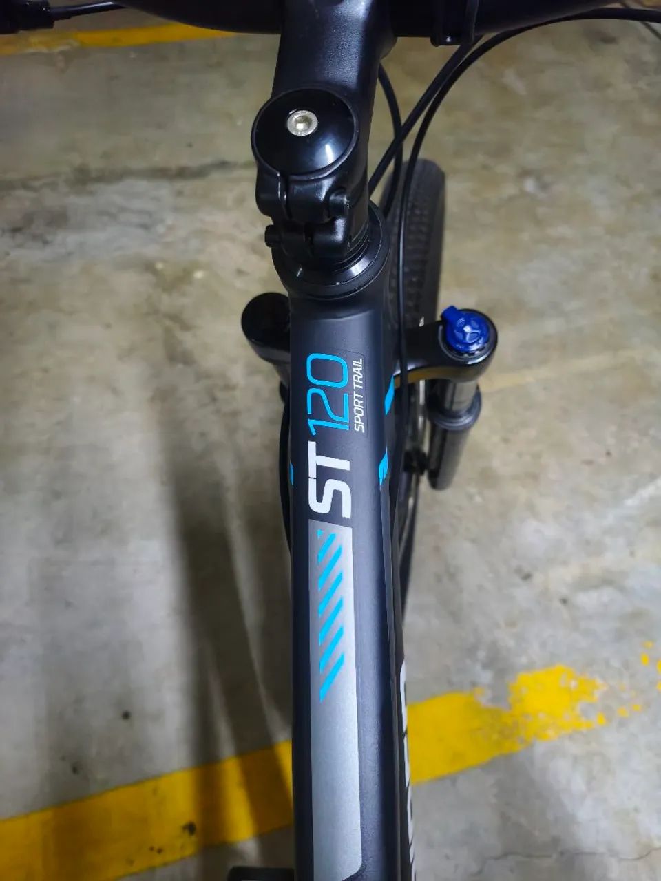 Bicicleta aro 29 Rockrider ST 120 - Foto 3