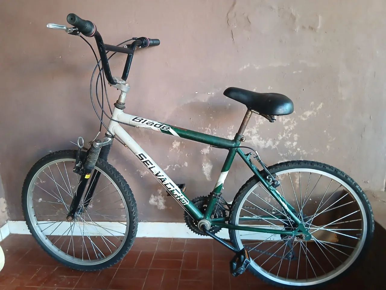 Bicicleta usada Aro 24