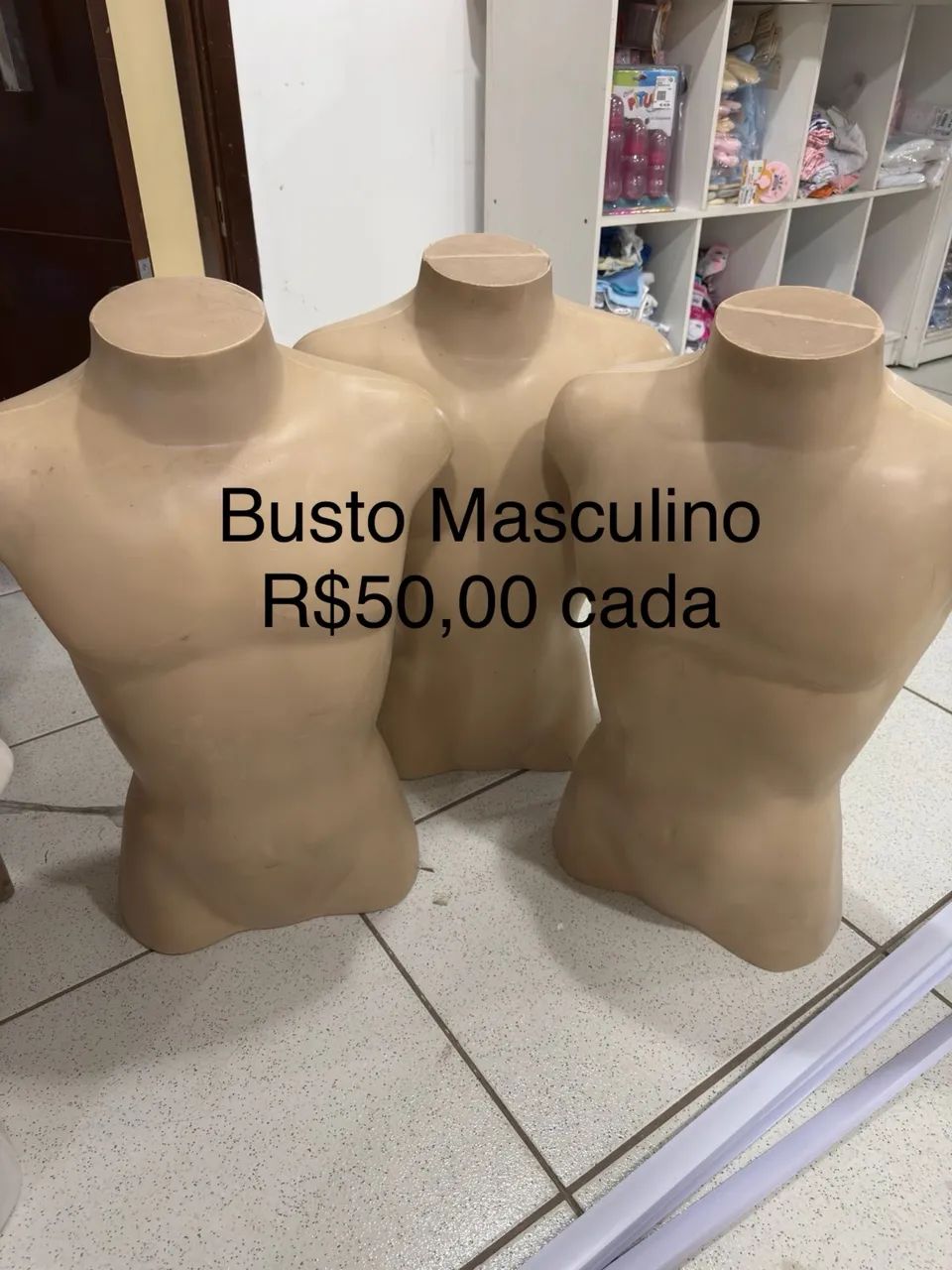 Manequins Variados e cabides - Foto 5