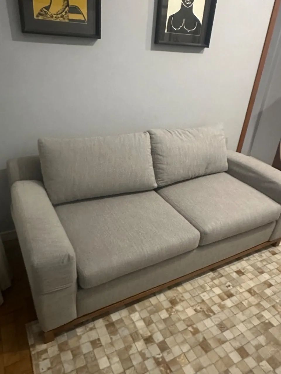 SOFÁ