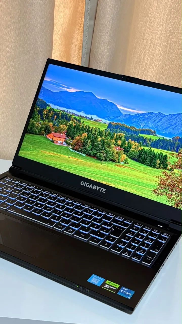 Notebook gamer Gigabyte G5 MF 2024 - Foto 4