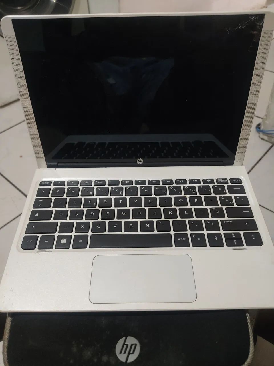 Notebook Hp branco  - Foto 2