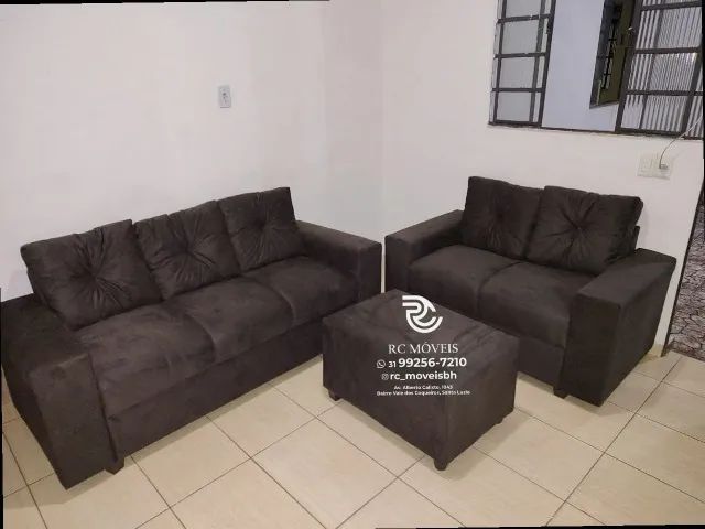 Sofá 2 e tres lugares com Puff Material suede D33 Confortável Direto da Fábrica