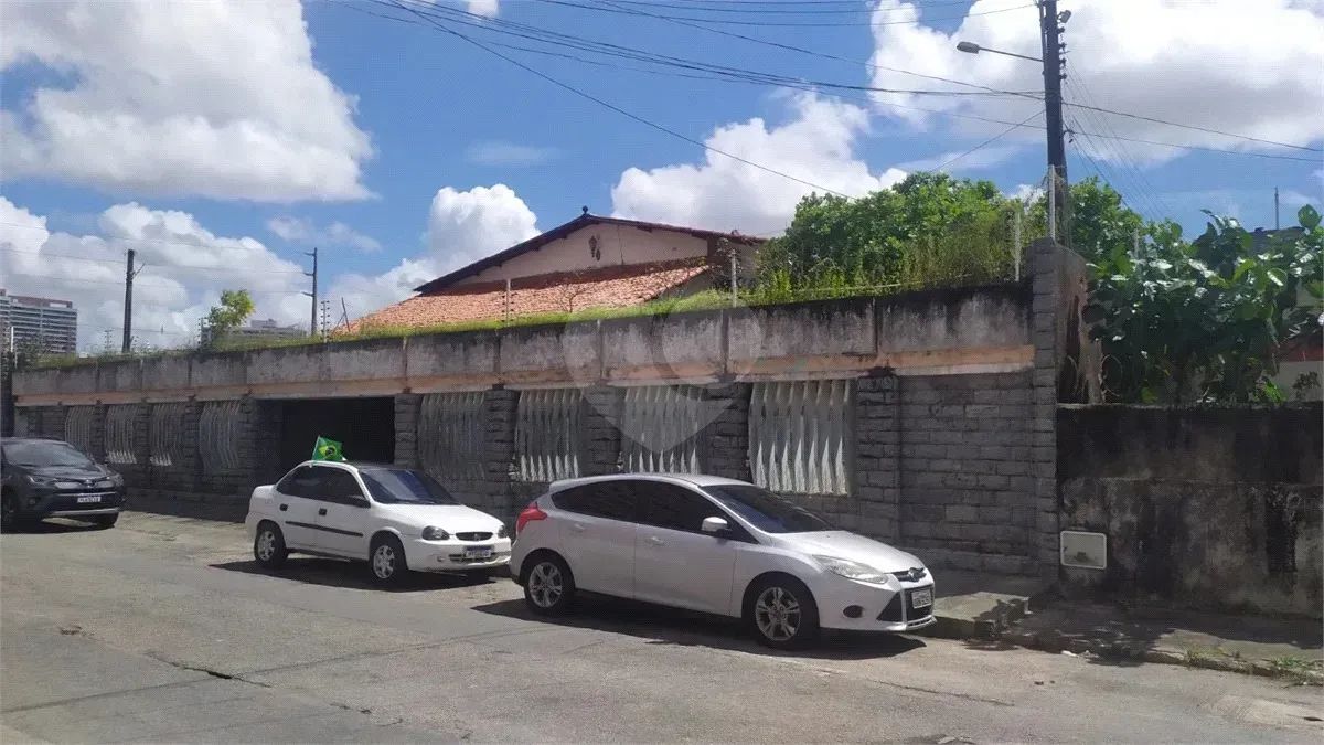 Casa Residencial na Parquelândia