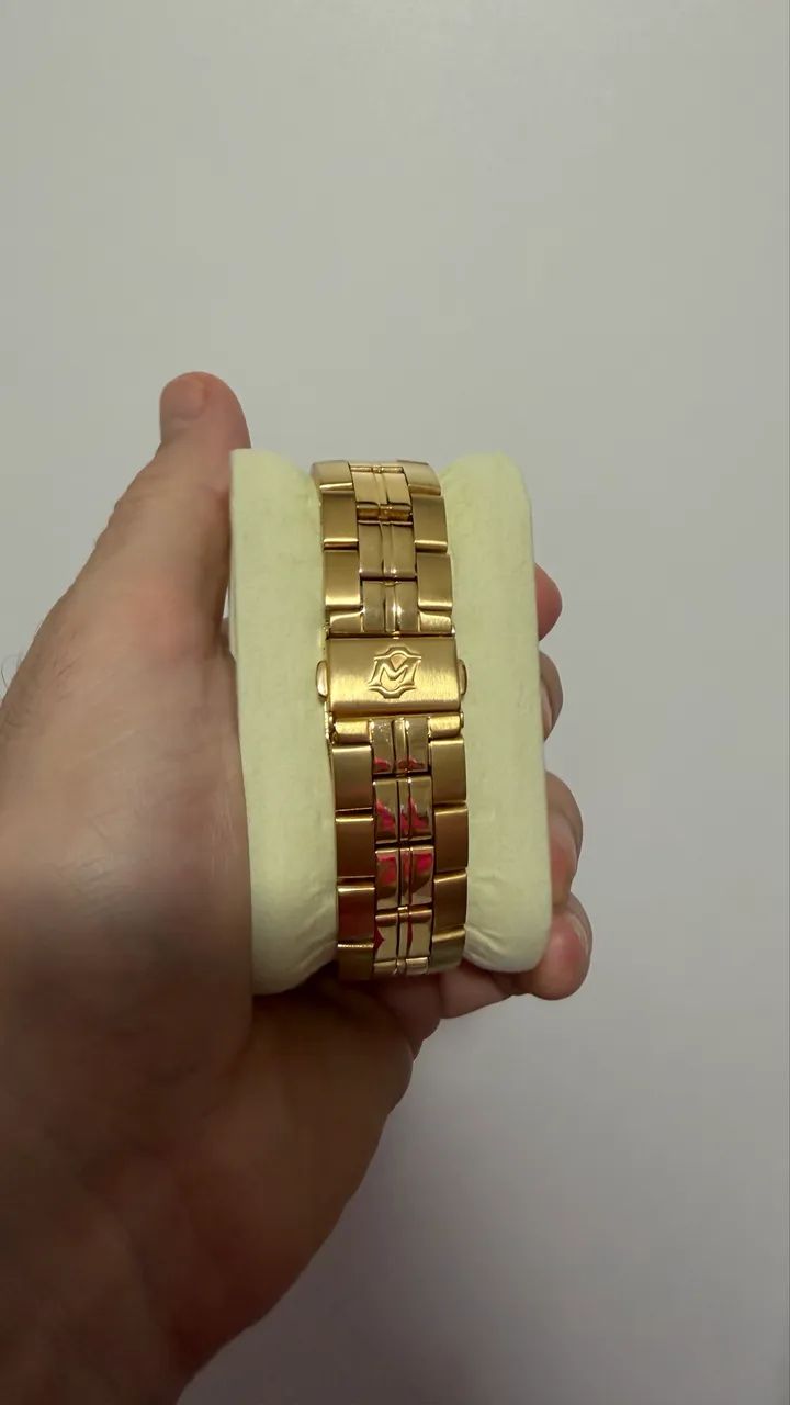 Relógio dourado Magnum - Foto 2