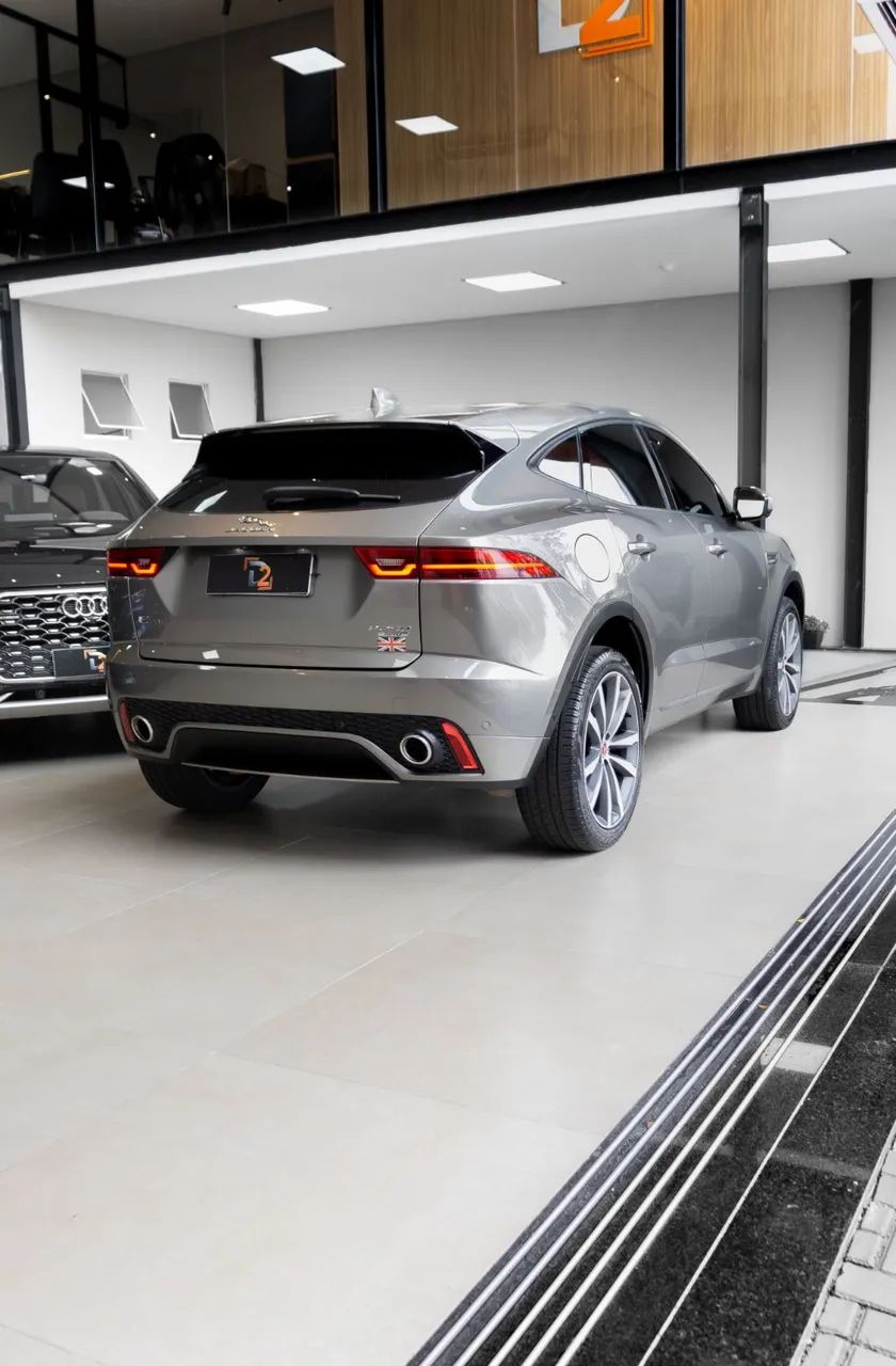Jaguar E-Pace R-dynamic S 2.0 AWD 249cv Aut. 2018 - Foto 2