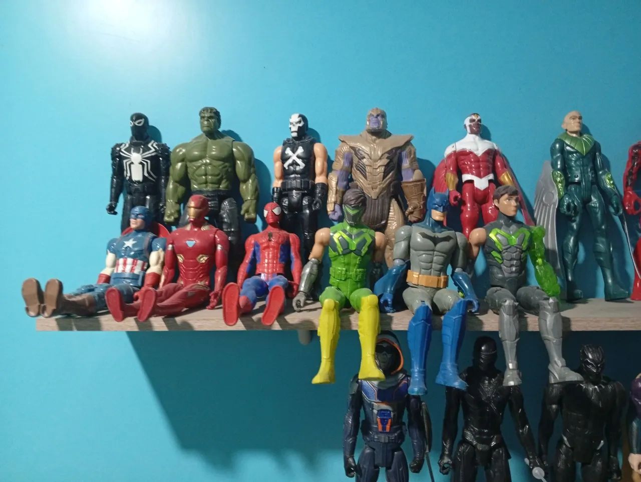 Bonecos Marvel preço variado - Foto 3