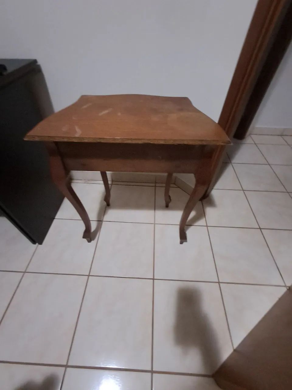 Mesa de apoio antiga - Foto 2