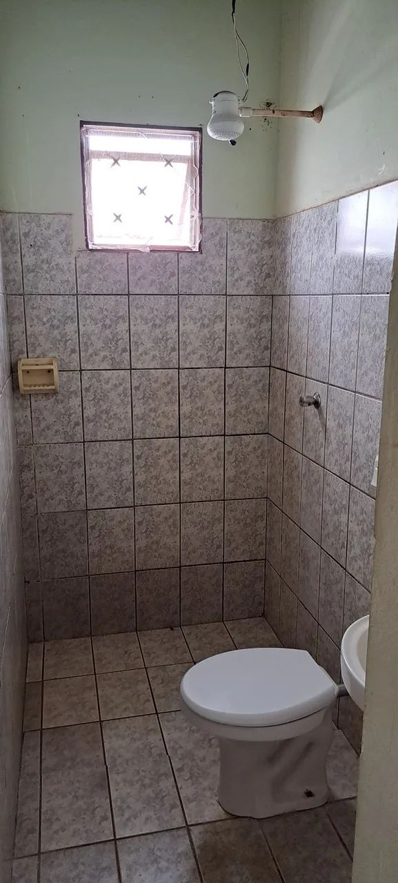 Quarto grande com banheiro  - Foto 3