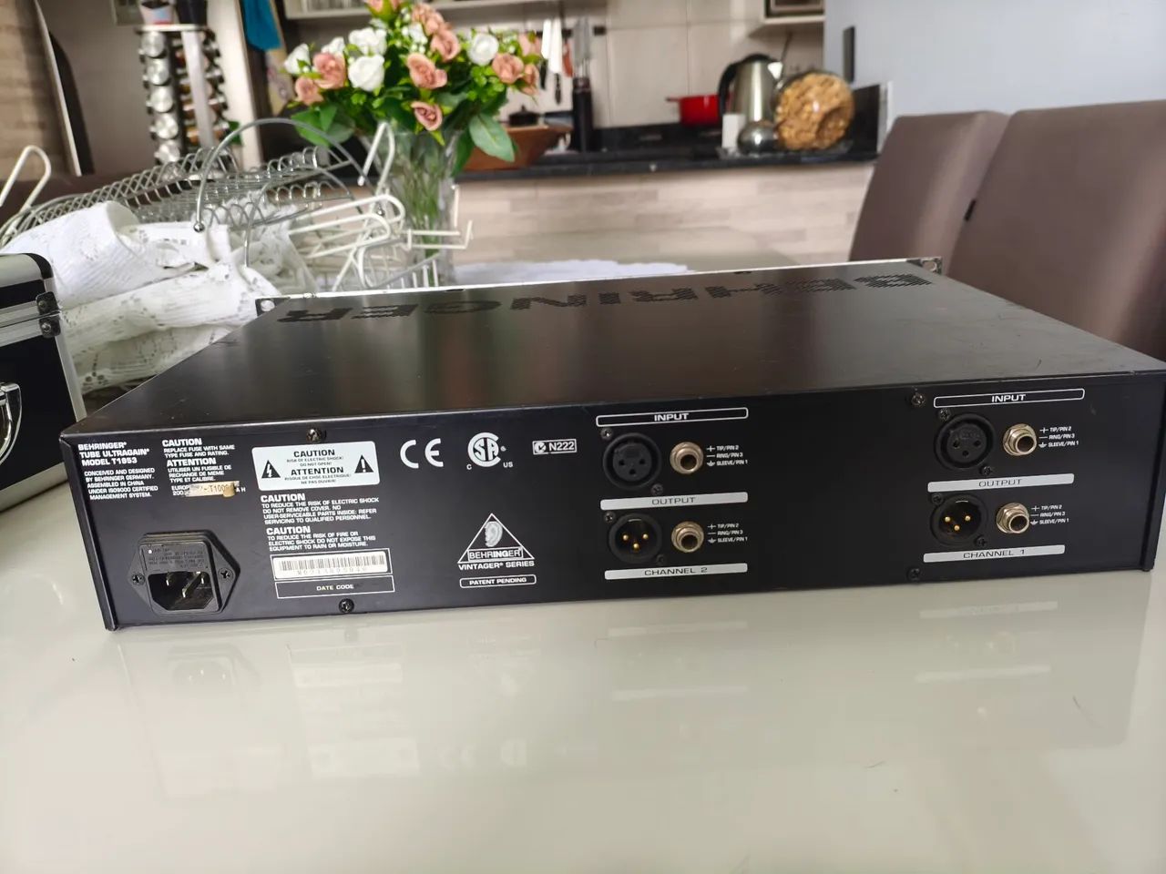 Pré-amplificador Behringer t1953 valvulado - Foto 4