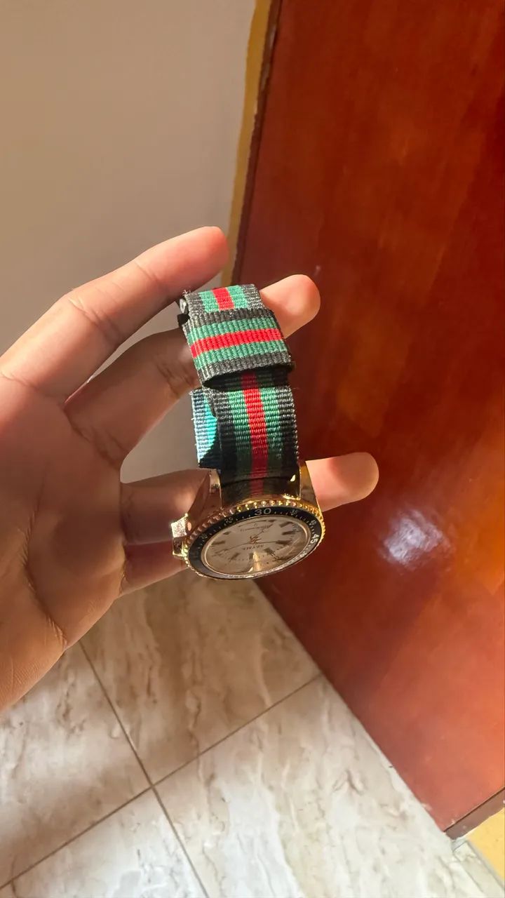 Relógio Modelo GUCCI - Foto 3