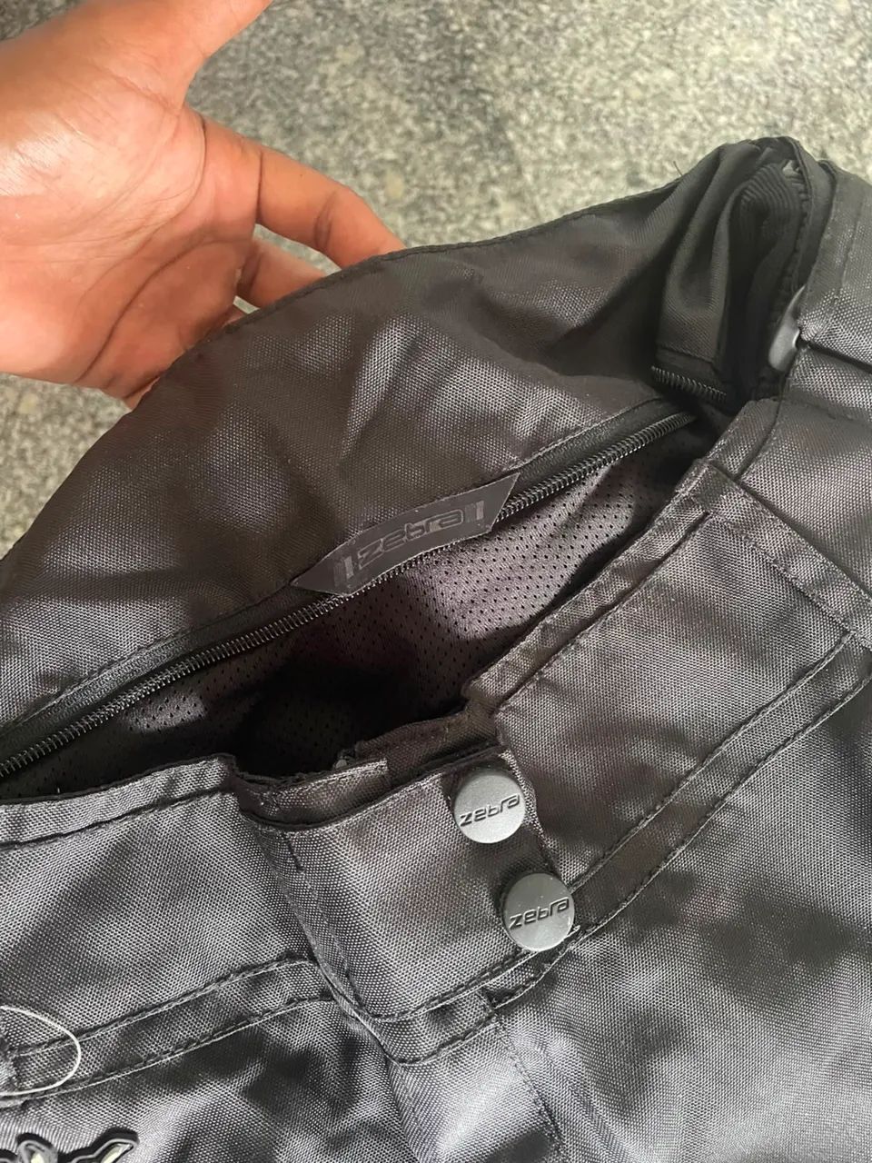 Calça / Jaqueta motoqueiro marca ZEBRA - Foto 2
