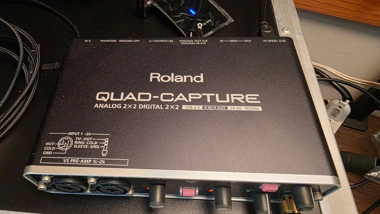 Interface de Audio e Midi Roland Quad Capture com spdif  - Foto 4