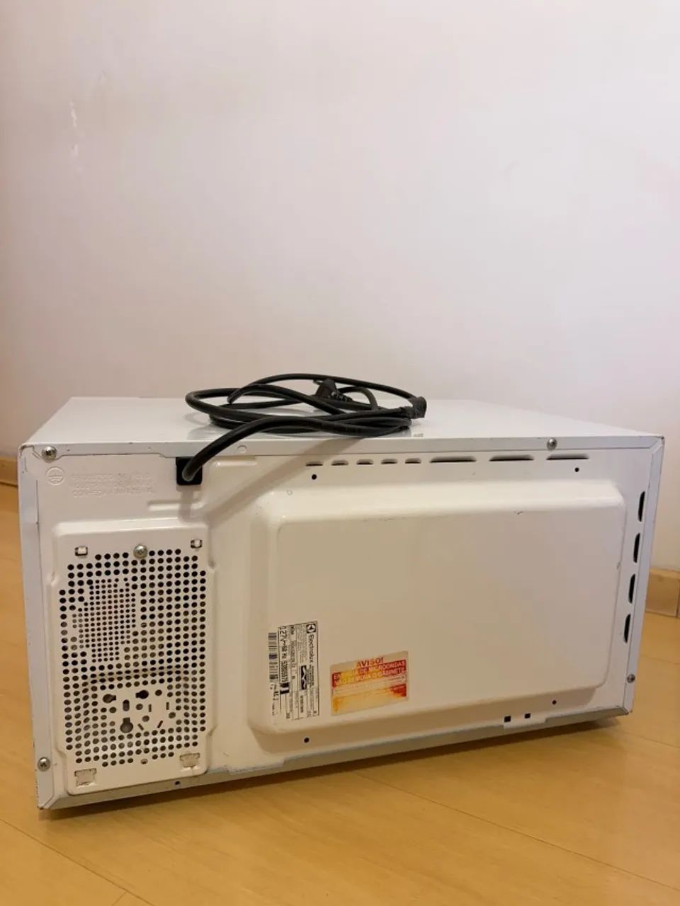 Micro-ondas Electrolux 34L ME04A 127V - Funcionando Perfeitamente - Foto 2
