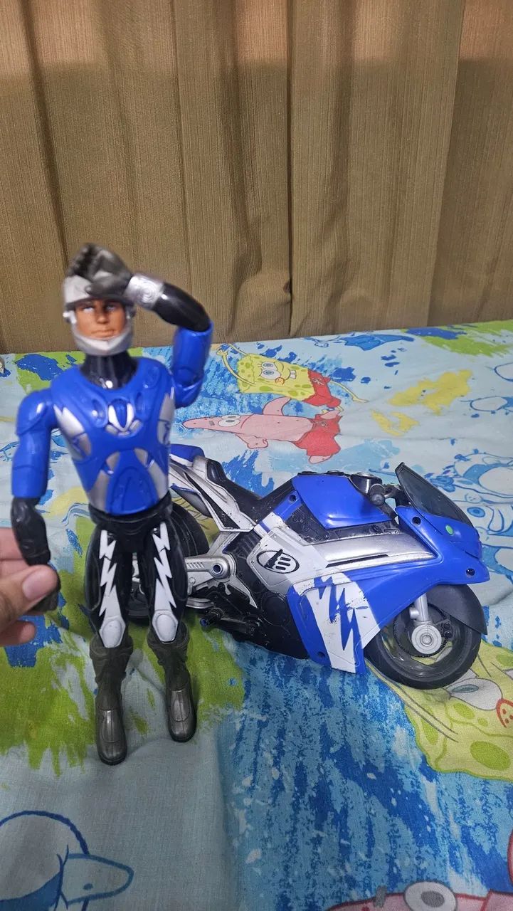 Max Steel agente N-Tek  - Foto 4