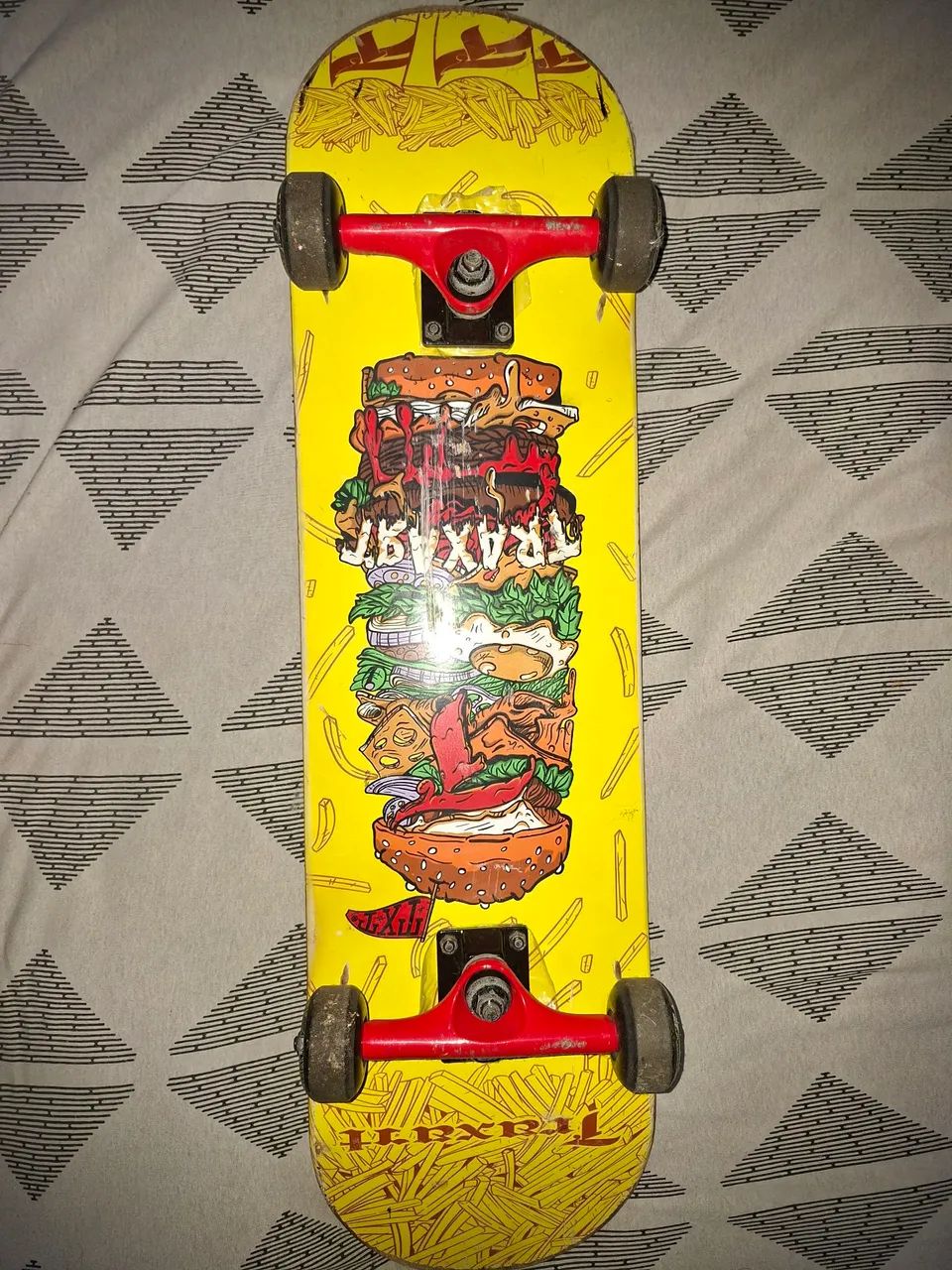 Professional Skateboard (ABEC-7) Traxart Complete - Excellent Condition