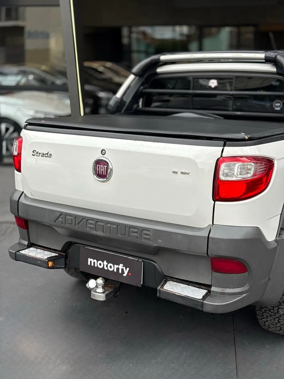 Fiat Strada Adventure1.8/ 1.8 Locker Flex CD 2015 - Foto 5