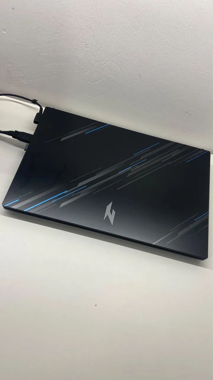 Acer Aspire Nitro v15 - Foto 2