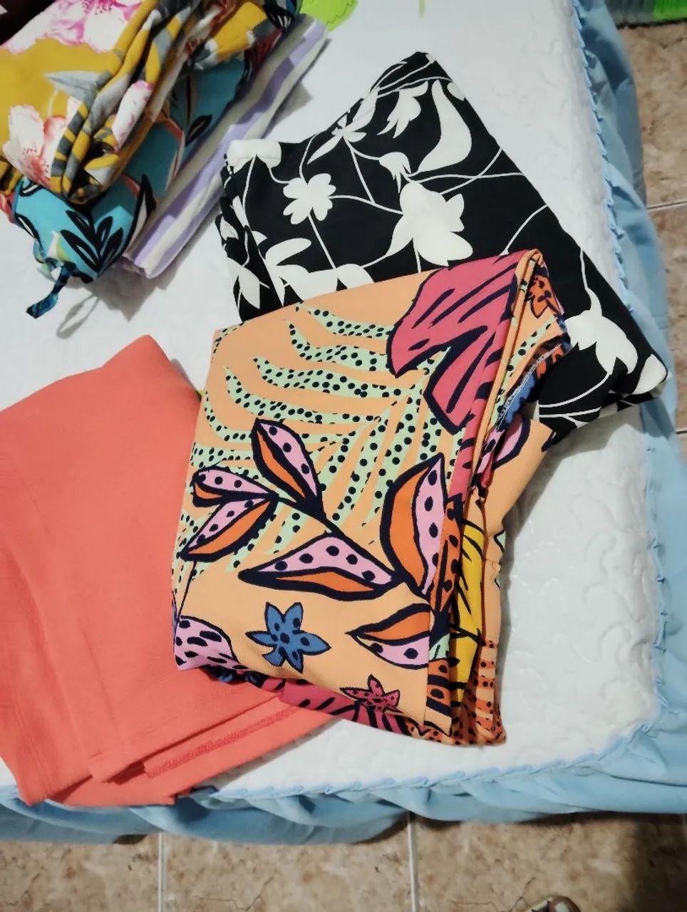 Lote de roupa 