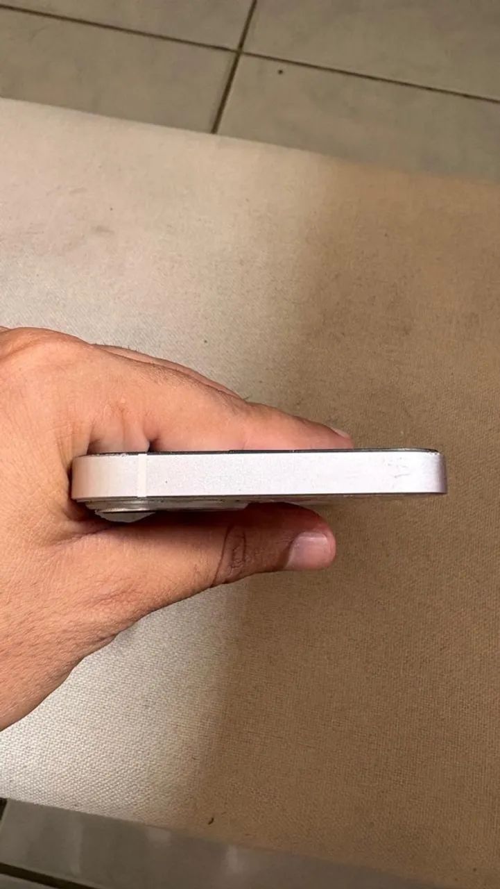 IPhone 13 128GB - Foto 2