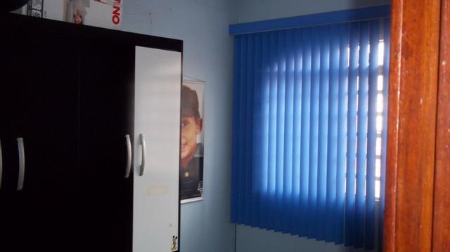Oportunidade! Casa 02 quartos, bancada em granito, armários, varanda e garagem! - Foto 9