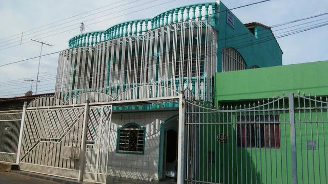 Sobrado reformado 3 qts com 300 M² com Piscina qnp 20 cj. I LT 03