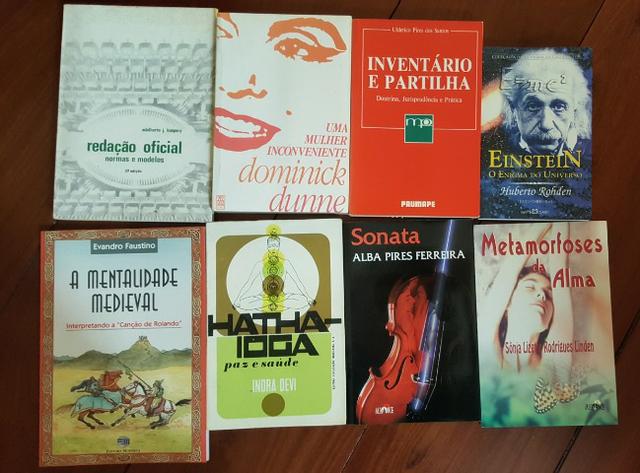 Livros (8)-Einstein, Hatha Yoga, Redação Oficial, Imventário e Partilha,