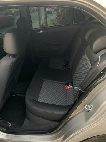Voyage confortline 1.6 2015 o top de linha 5mil de entrada - Foto 11