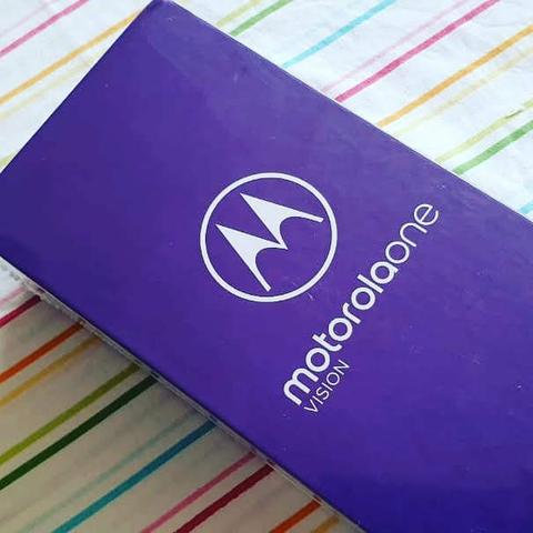 Smartphone moto one vision 128gb zero valor 1.890 reais