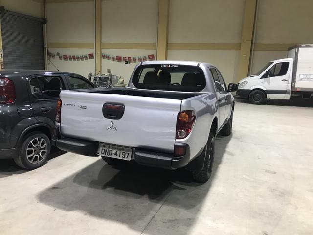 Triton 3.2 2018 - Foto 4