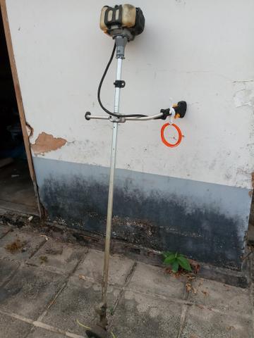 Roçadeira jardinagem