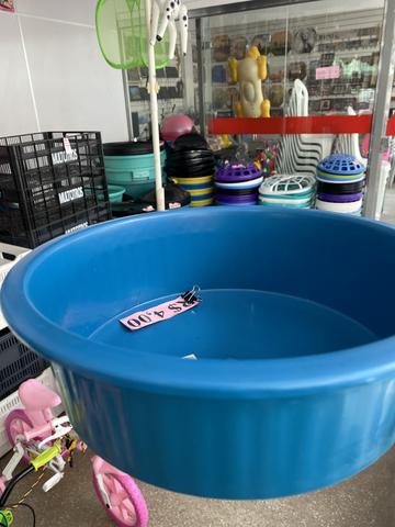 Bacia pequena de 3400 mL por 4 reais a unidade - Foto 2