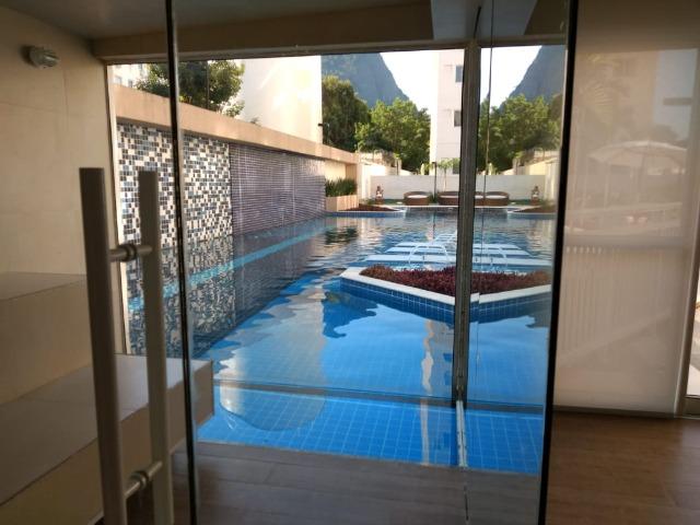 Excelente apto em Jacarepaguá, próximo do Projac, Sala, 2 quartos, varanda e banheiros - Foto 19