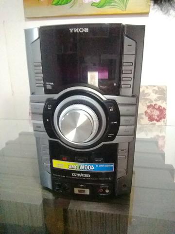 Vende-se aparelho de som SONY GENEZI 400 RMS de potência