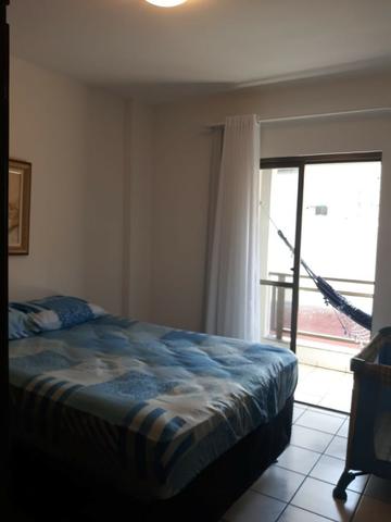 Apto Meia Praia, pé na areia, vista do mar, 3 quartos com ar, 2 vagas. Acomoda 10 pessoas - Foto 13