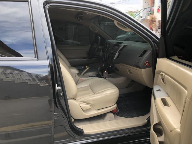 Hilux sw4 7 lugares GNV - Foto 9