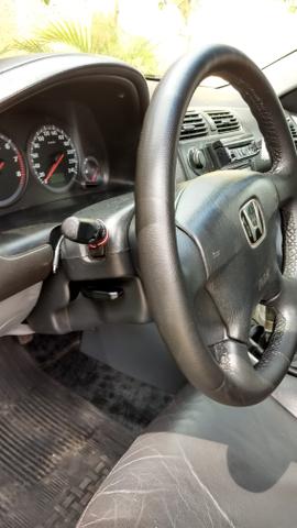 Vendo honda Civic 1.7 2004 23.000 - Foto 6