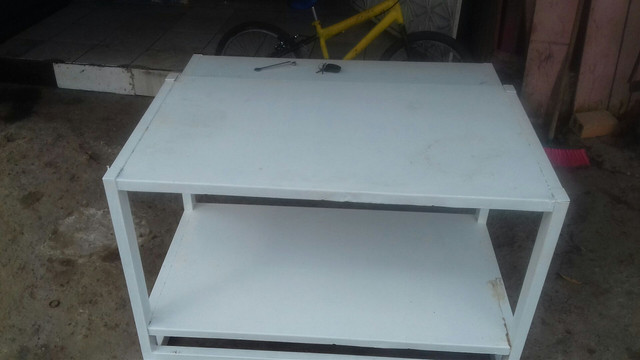 Vendo mesa de ferro