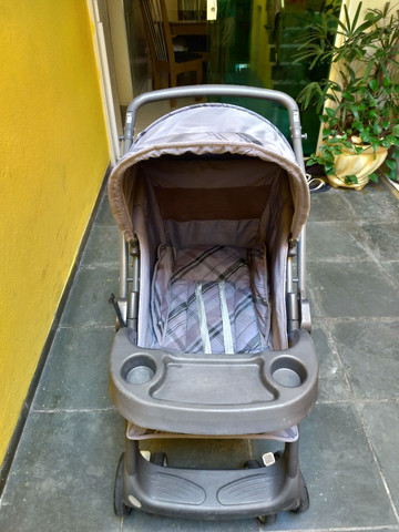 Carrinho de bebê Burigotto AT2 - Foto 2