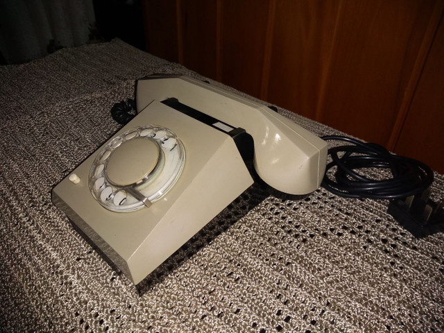 Telefones antigos a partir de 80 cada !!! - Foto 3