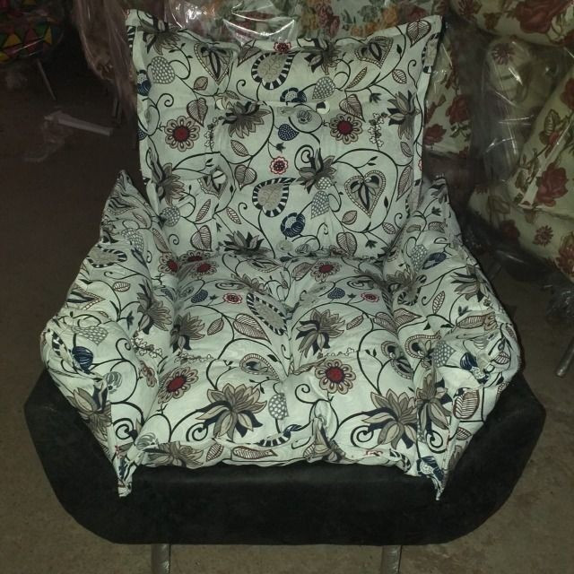 Poltronas almofadadas, varias cores e estampas - Foto 6