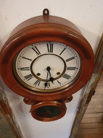 Relógio de parede antigo 