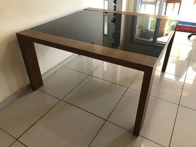 Mesa de madeira quadrada com tampo de vidro em blindex preto  - Foto 5