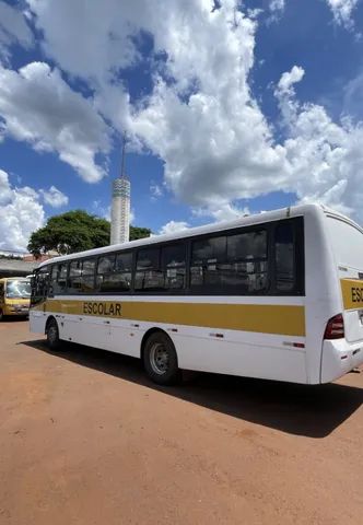 Ônibus Escolar Mercedes Benz Marcopolo 2010 em Excelente Estado - Oportunidade Única - Foto 4